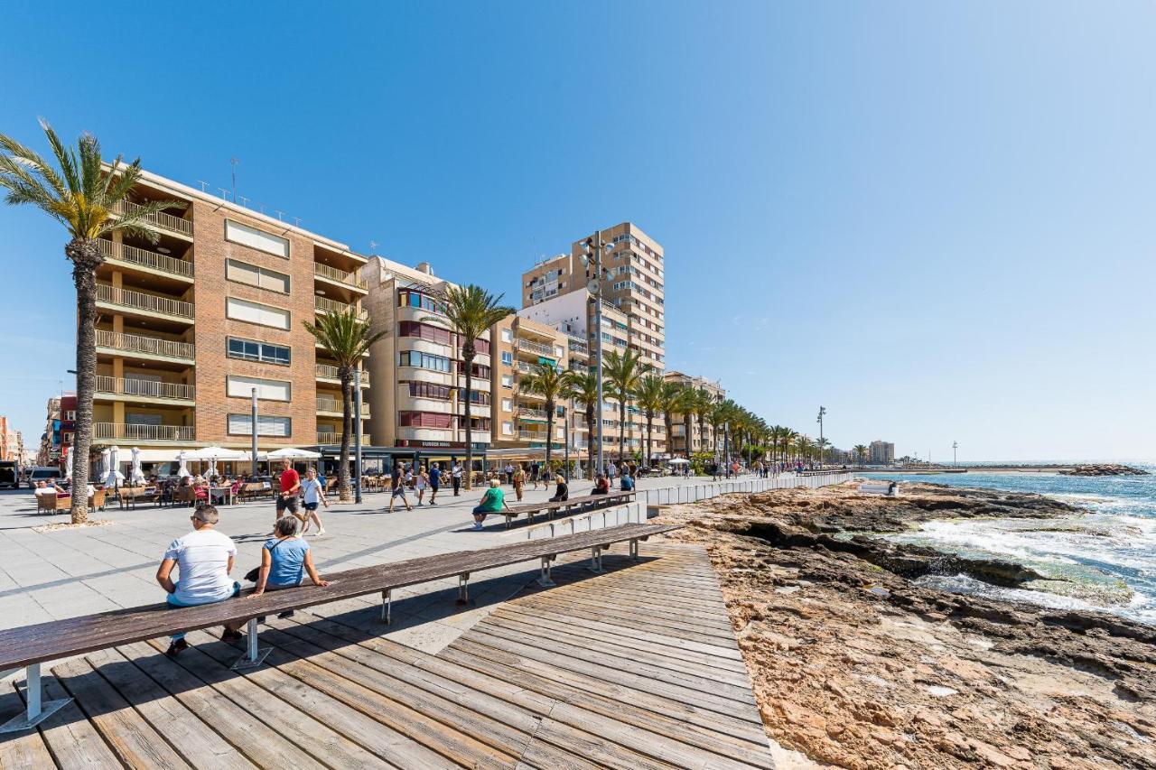 Apolo Beach Front - Sea View Luxury Apartment Torrevieja Exteriér fotografie